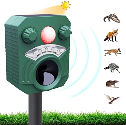 Ultrasonic Animal Repeller Solar,Waterproof Cat Repellent,Fox Repellent,Rat repellent,Ultrasonic Dog Repellent,Deterrent for Garden Yard Field Farm,Flashing Lights Outdoor
