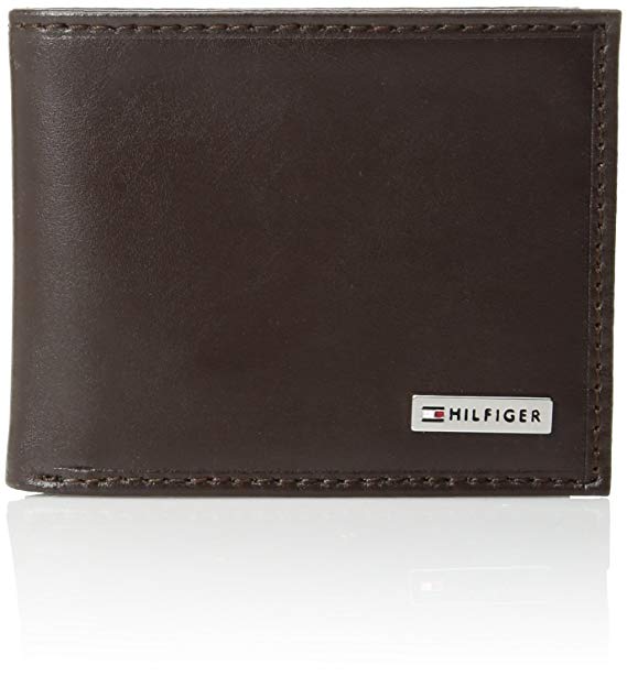 Tommy Hilfiger Men's Leather Fordham Passcase Billfold Wallet