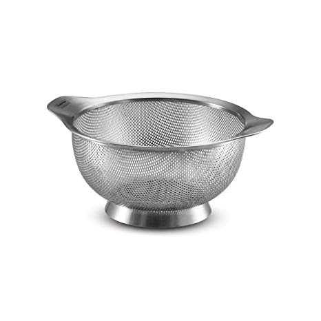 Tramontina 80201/004DS Gourmet Stainless Steel Colander, Micro-Perforated, Dishwasher Safe, 2.5-Quart