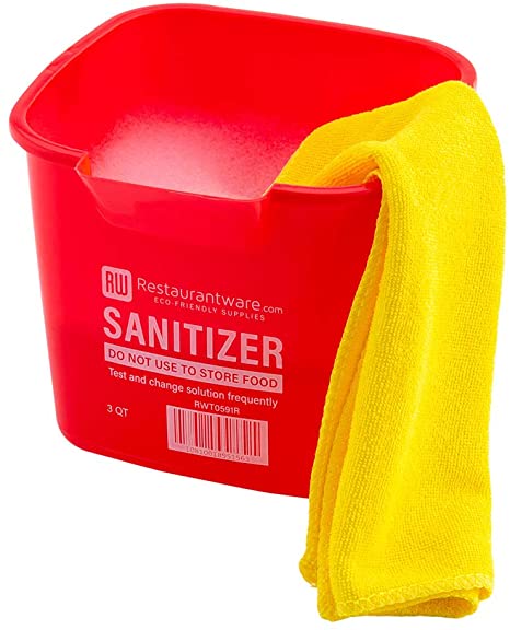 RW Clean 3 Qt Square Red Plastic Sanitizing Bucket - with Stainless Steel Handle - 7" x 6 3/4" x 6" - 1 count box - Restaurantware (RWT0591R)