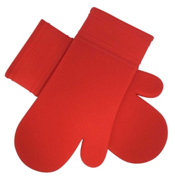 Grill Heat Aid Ultra Flex Light-Weight Silicone Mitt With Deluxe Quilted Liner - 450F Heat Resistant Red