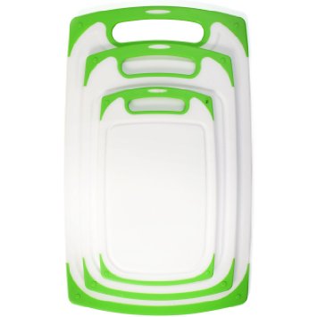 Blümwares 3-Piece Dishwasher-Safe Plastic Cutting Board Set with Non-Slip Stability Feet & Deep Drip Juice Groove | White with Green Borders