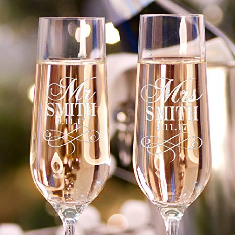 Set of 2 Personalized Wedding Champagne Flutes Engraved Glass Bride and Groom Gift Wedding Favors - Design 3