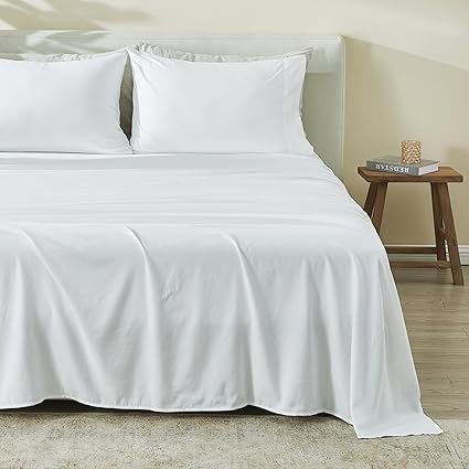 Queen Sheets | White Pre-Washed Microfiber Ultra-Soft Sheet Set for Queen Size Bed | 4 Piece Sheet & Pillowcase Sets, Fade Resistant Bed Sheets for Men & Women (Queen, Fresh White)