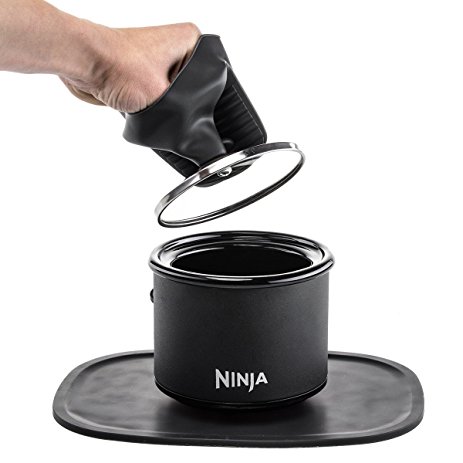 NINJA MINI WARMER WITH SILCONE TRIVET AND MITTS