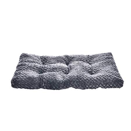 AmazonBasics Plush Pet Bed