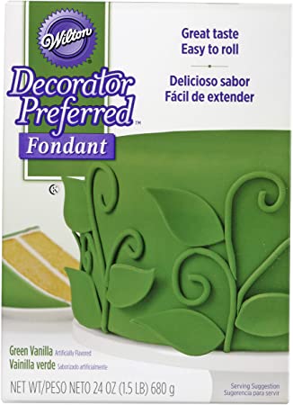 Wilton Decorator Preferred Green Fondant, 24 oz. Fondant Icing