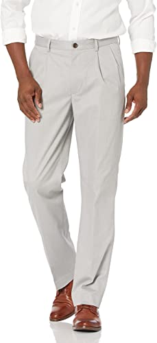 Buttoned Down Men's Relaxed Fit Pleated Non-Iron Dress Chino Pant