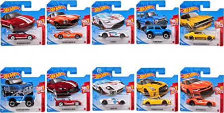 Hot Wheels Amazon 10-Pack Mini Collection of Toy Cars, 1:64 Scale Vehicles, Different Themes, Authentic Decos, Gift for Collectors & Kids 3 Years Old & Up [Amazon Exclusive]