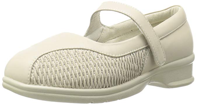 Propet Women's Erika Shoe