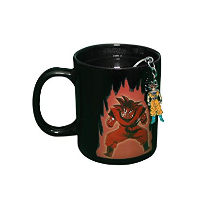 Dragon Ball Z Color Changing Coffee Mug with FREE Goku keychain. Heat Reactive Mug