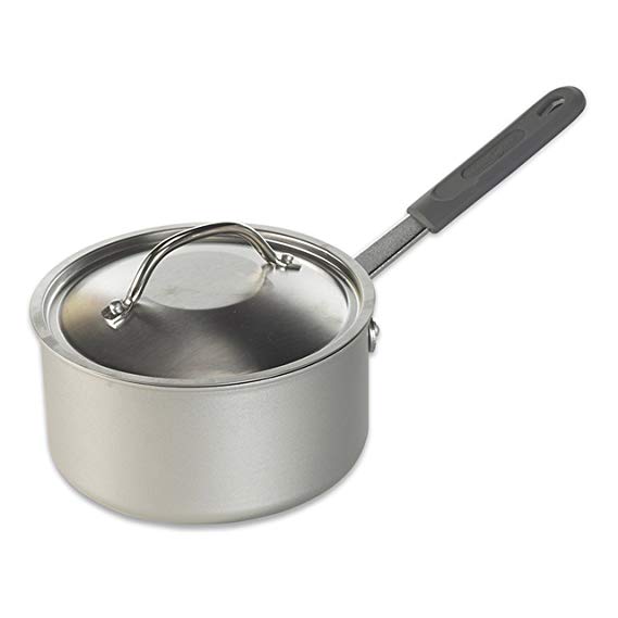 Nordic Ware 1.5 Qt Restaurant Sauce Pan w/Lid - Silver