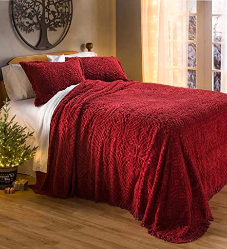 Plow & Hearth Wedding Ring Tufted Chenille King Bedspread - Antique Red - 120 L x 110 W x 0.25 H