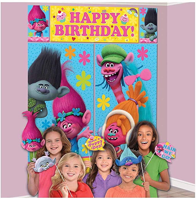 Trolls Scene Setter With Photo Booth Props