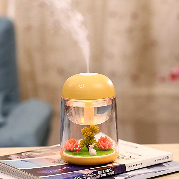 Mini Portable Desktop Air Humidifier,Mini Landscape Ultrasonic Humidifier with 7 Color Changing LED Night Lights,USB Portable Mist Air Humidifier For Home, Office, Bedroom, Baby Room,Gift ideal,Yellow
