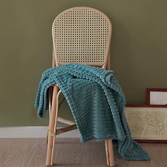 Simple&Opulence Luxury Flannel Fleece Home Furnishing Throw Blanket (Teal, 50“x70)