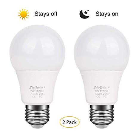 Dusk to Dawn LED Light Bulb 7W E26/E27 3500k Warm White, Sensor Light Bulb with Photo Sensor, Automatic On & Off for Outdoor Front Back Porch, Yard, Patio, Garage, Garden Security Lighting(2 Pack)