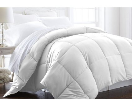 Beckham Hotel Collection® Lightweight Luxury Goose Down Alternative Comforter - Hypoallergenic - King/Cali King - White/Solid