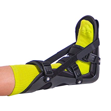 BraceAbility Sleeping Stretch Boot | Nighttime Foot Splint for Plantar Fascia Stretching, Treat Achilles Tendonitis Pain, Drop Foot & Heel Spurs - Medium