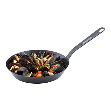 Restaurantware 1 Count box Met Lux 8" Non Stick Cast Iron Fry Pan, Small, Black