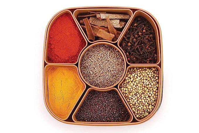 CLIPPER Round Plastic Masala Spice Box with Spoon | Masala Dani For Kitchen | Round Box | Curry Powder Container Set | Spice Organizers