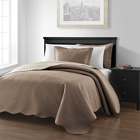 Chezmoi Collection Mesa 3-piece Oversized (118"x106") Reversible Bedspread Coverlet Set King, Taupe/Ivory