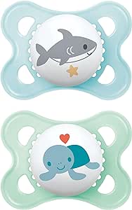 MAM Lot de 2 tétines pour bébé originales, respectueuses des dents en matériaux durables et bio-renouvelables, en silicone MAM SkinSoft, avec boîte à tétine, pour bébé de 0 à 6 mois, motif de