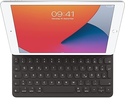 Apple Smart Keyboard: iPad Keyboard and case for iPad Pro 10.5-inch, iPad Air (3rd Generation), and iPad (7th, 8th, and 9th Generation), Comfortable Typing Experience, German - Black