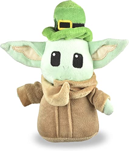 STAR WARS St Patty's 6" Grogu Leprechaun Squeaker Pet Toy | St. Patrick’s Day Toy Themed Grogu Baby Yoda The Child | Large Grogu Dog Squeaker Toy for Dogs, Baby Yoda Dog Toy