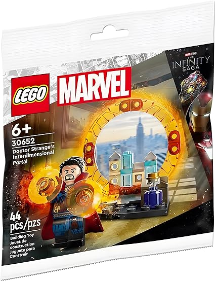 LEGO Marvel Super Heroes: Doctor Strange's Interdimensional Portal with Additional Red Cape 30652