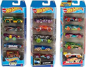 Hot Wheels Toy Cars, Bundle of 15 1:64 Scale Vehicles with 3 Themes: HW City, X-Raycers (Amazon Exclusive)