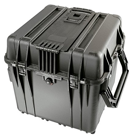 Pelican 0340 Cube Case with Foam for Camera (Black)
