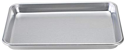 Nordic Ware 45300 13" X 9" X 1" Quarter Sheet Baking Pan