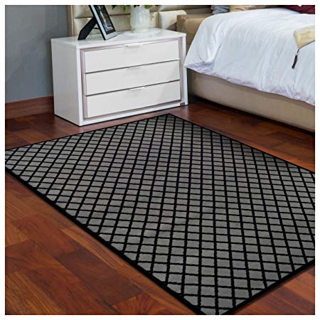 Superior Davenport Collection Area Rug, 8mm Pile Height with Jute Backing, Classic Diamond Grid Pattern, Fashionable and Affordable Woven Rugs - 4' x 6' Rug, Black & Grey