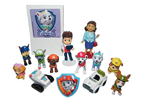 Paw Patrol Deluxe Party Favors Goody Bag Fillers Set of 14 Old New Figures like Tracker Everest, New Vehicles, Special Sticker PAW ToyRing