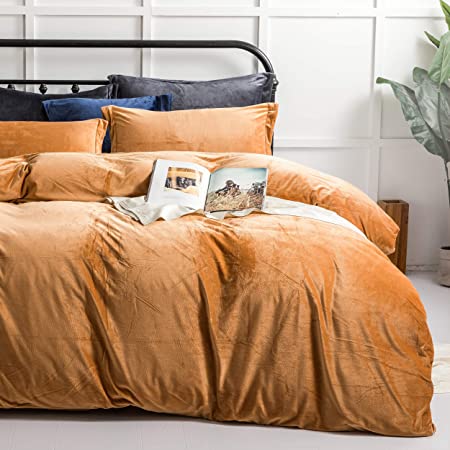 NTBAY Velvet Flannel Duvet Cover Set, 3 Pieces Zippered Comforter Cover Set, King, Camel