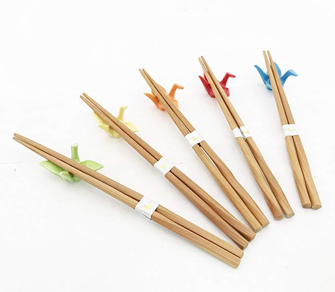 Japanese Traditional Chopsticks Set with Origami Crane Chopsticks Rest 5 Matching Pair Assorted Colors Chopsticks Set Dining Table Starter Kit Beautiful Gift Item Nicely Packaged (Assorted Colors)