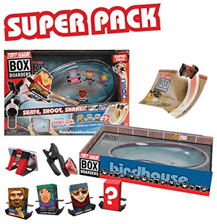Tony Hawk Box Boarders Super Pack Kidney Bowl Set - With 3 Assorted Skateboarders, 1 Mystery Tony Hawk Figure, 4 Trick Ramps, 1 Clip-on Fisheye Lens and 1 Camera Holder - Skate, Shoot, Share - Ages 4
