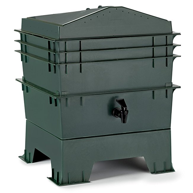 Chef's Star 3-Tray Stackable / Expandable Recycled Plastic Odorless Worm Composter