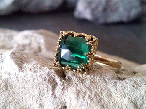 Green tourmaline ring, green gemstone ring,gold ring,square crown ring,lace ring,birthday gift,engagement ring