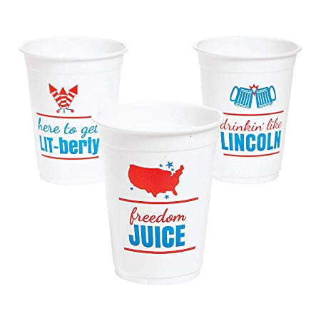 Fun Express - Patriotic Drinking Saying Plastic Cups for Fourth of July - Party Supplies - Drinkware - Re - Usable Cups - Fourth of July - 50 Pieces