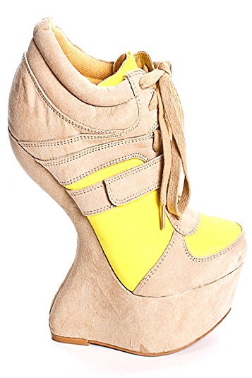 Qupid SUEDE MATERIAL TOP BUCKLE STRAP CASUAL PLATFORM WEDGES