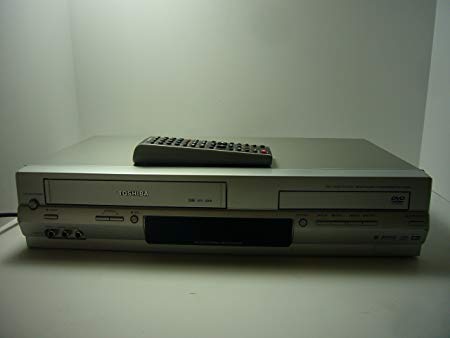 TOSHIBA SD-KV550 SU DVD Player with DVD/VCR tuner