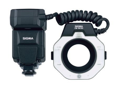 Sigma EM-140 DG Macro Ring Flash for Nikon SLR Cameras