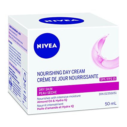 NIVEA Nourishing Day Care SPF15, 50mL