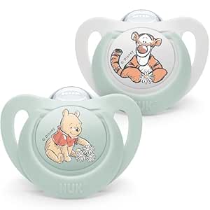 NUK Star Babyschnuller | 0−6 Monate | Beruhigt 99 % der Babys | BPA-freie Silikonschnuller | Winnie the Pooh | Mit Etui | 2 Stück