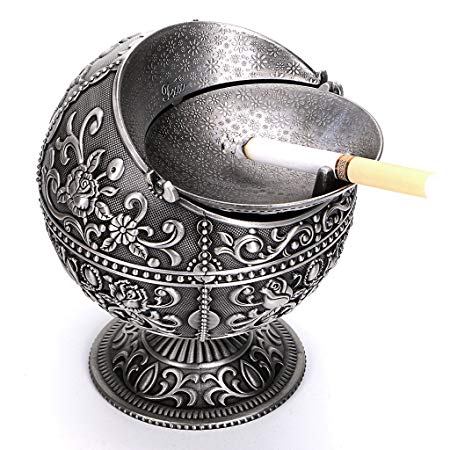 Hipiwe Windproof Outdoors Ashtray with Lids for Cigars,Vintage Desktop Metal Tobacco Tray, Creative Cigarettes Ashtray Figurine Ash Holder for Home/Office (Silver)