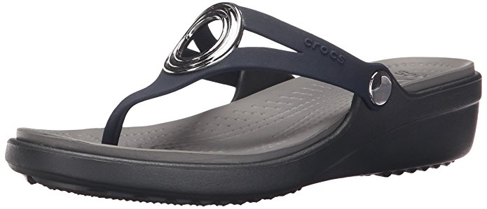 crocs Women's Sanrah Beveled Circle Sandal