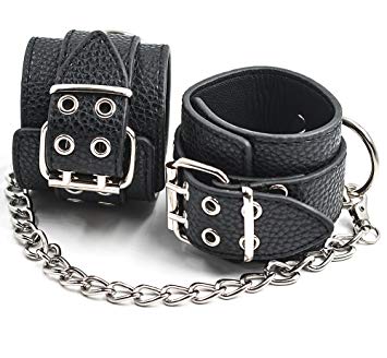 Handcuffs - Leather Handcuffs for Women Men with Chain - Adjustable Wrist Ankle Hand Cuffs Thigh for Couples Handcuffs Set Black - An Interesting Gift Idea