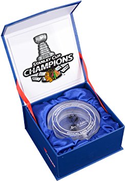 Chicago Blackhawks 2015 Stanley Cup Champions Crystal Puck - Filled With Ice From the 2015 Stanley Cup Finals - Fanatics Authentic Certified